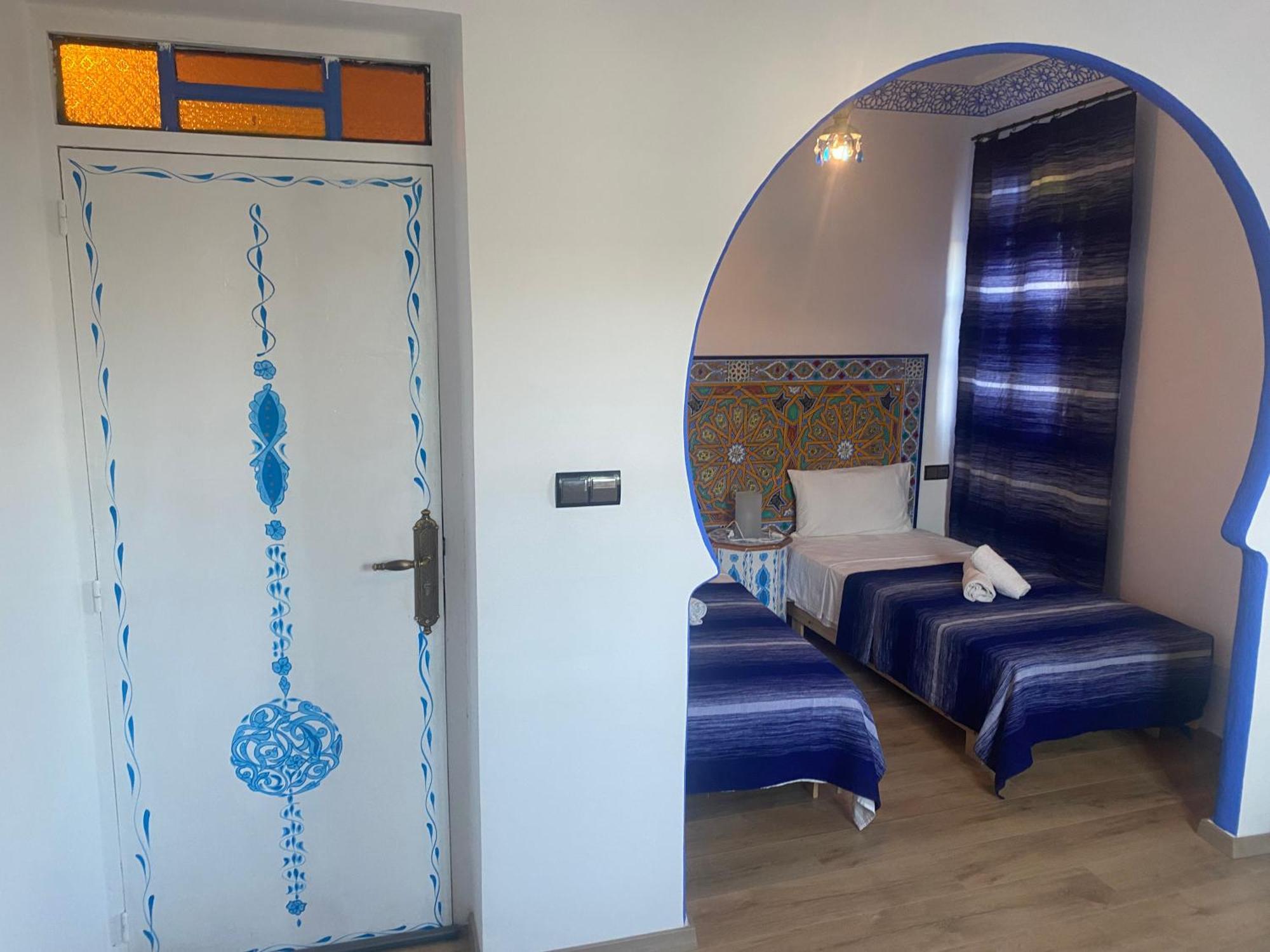 Hotel Marrakech Шефшауэн Экстерьер фото